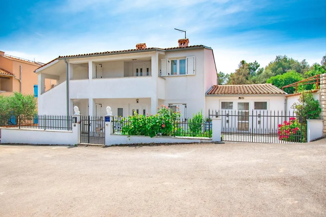 Apartments Betty Borik Rovinj